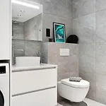 Lyngvaer Ocean - Jacuzzi & Sauna - No 25 Tatil Evi