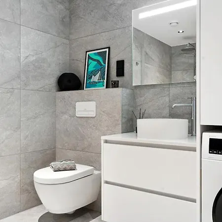 Lyngvaer Ocean - Jacuzzi & Sauna - No 25 Feriehus
